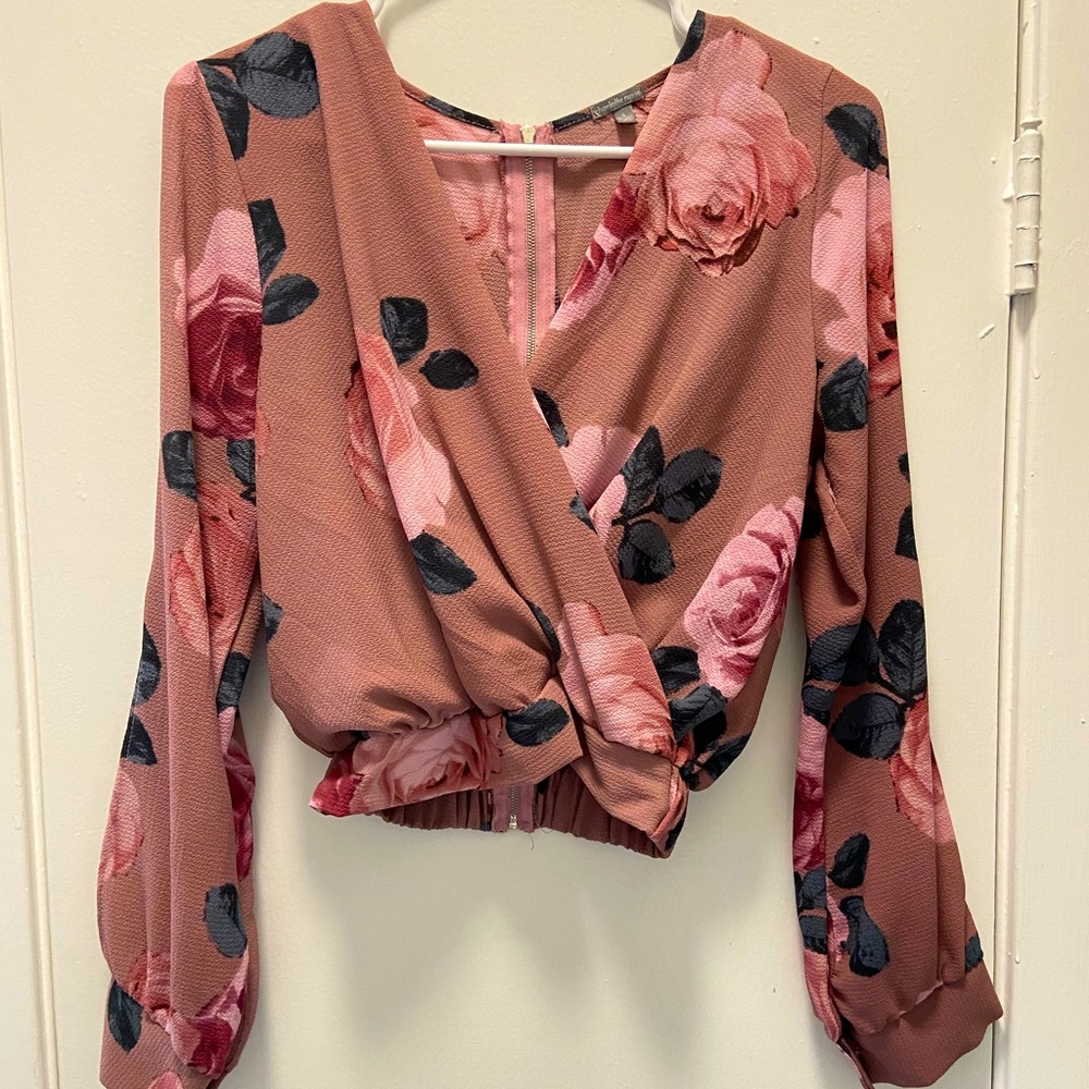 Elegant top